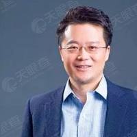 周炜