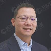 储中伟