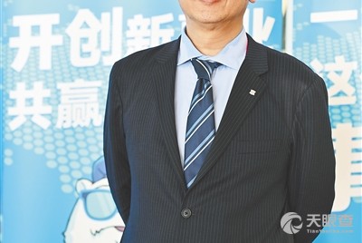 三宅示修 - 法定代表人/高管/股东 - 江苏罗森便利超市有限公司